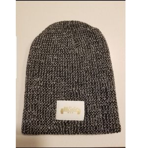 Barbella box beanie
